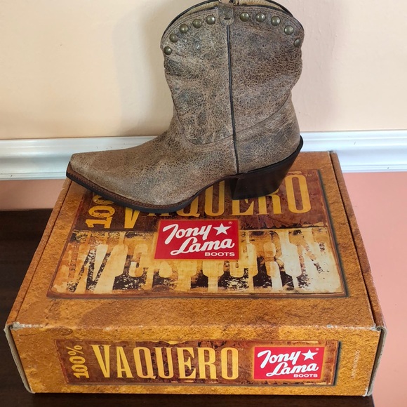 NIB Tony Lama pointed toe cowboy boots - Picture 2 of 6